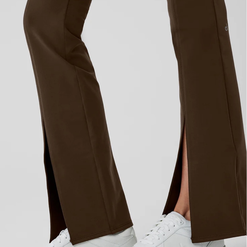 Alo Yoga Airbrush High-Waist Flutter Legging - Picture 6 of 10